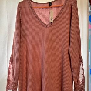 Francesca’s flowy dress